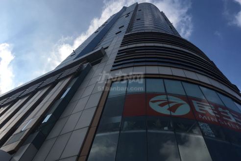 上海实业大厦100平带家具双采光,楼下地铁徐家汇站"0"距离